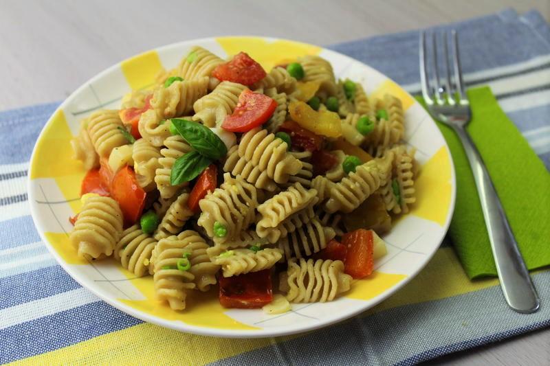 insalata di pasta ai peperoni