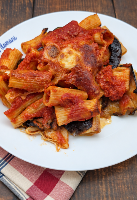 Pasta al forno con melanzane fritte