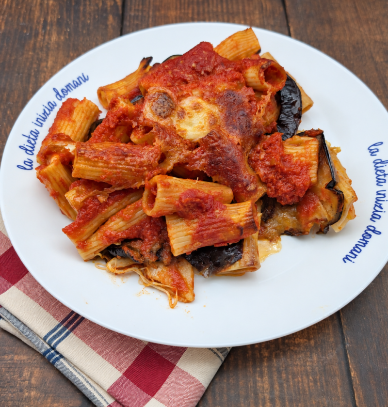 Pasta al forno con melanzane fritte
